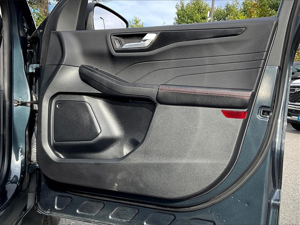 2022 Ford Escape SEL - Photo 11