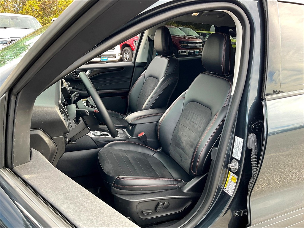 2022 Ford Escape SEL - Photo 9