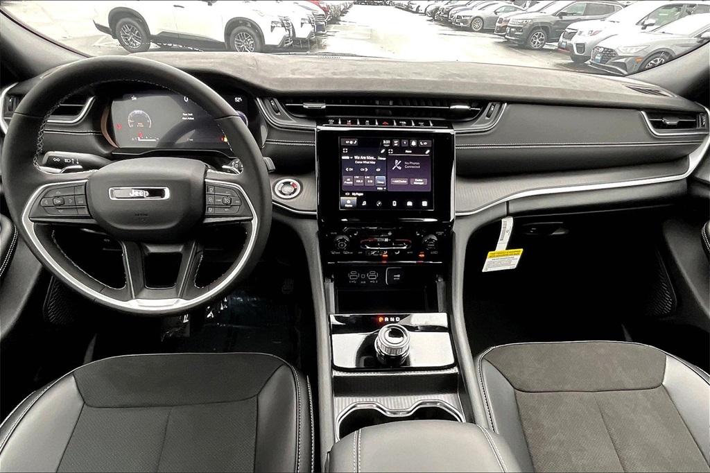 2025 Jeep Grand Cherokee Altitude X - Photo 12