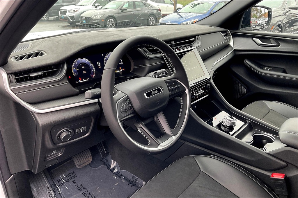 2025 Jeep Grand Cherokee Altitude X - Photo 9