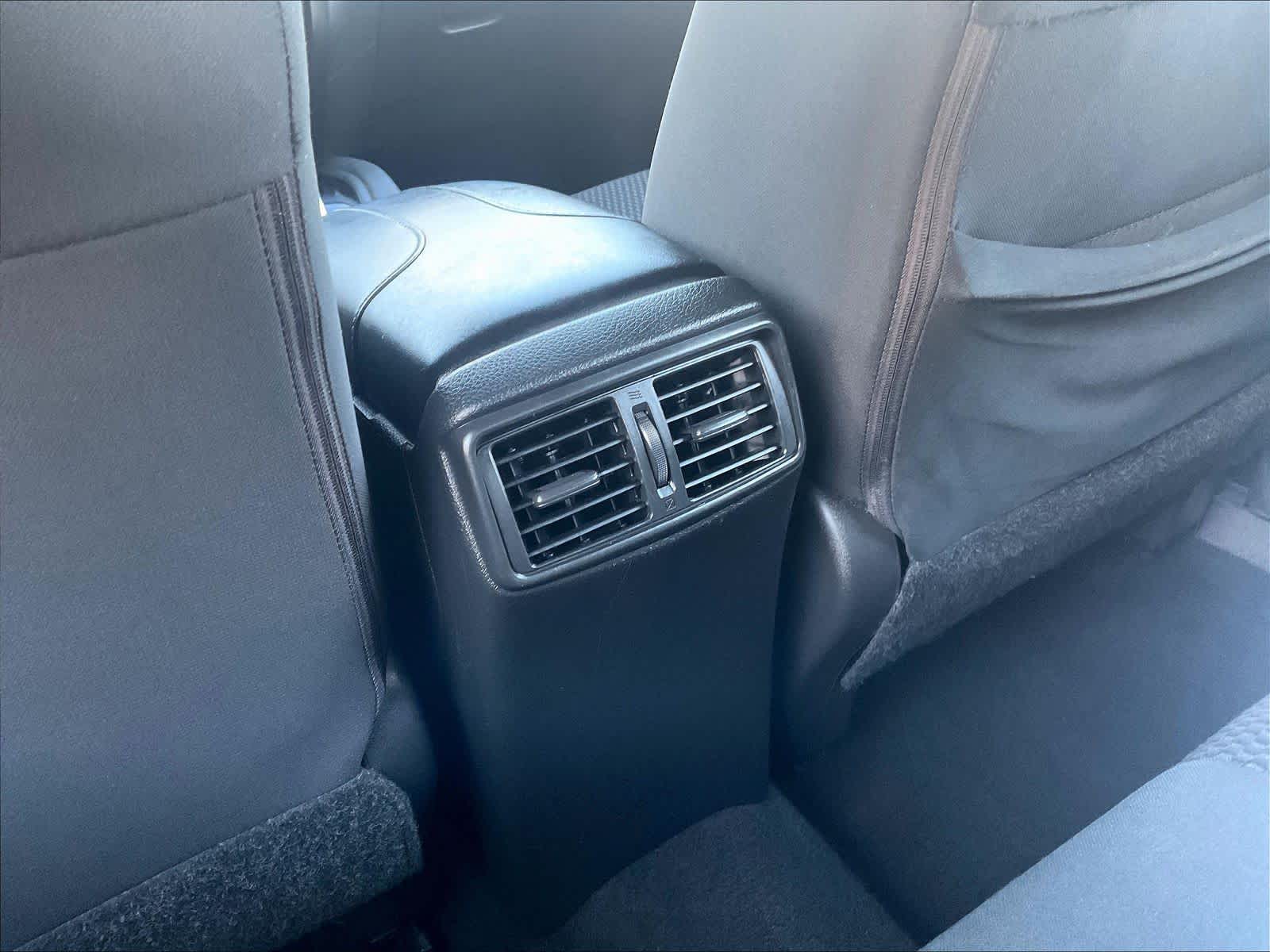 2020 Nissan Rogue Sport S - Photo 28