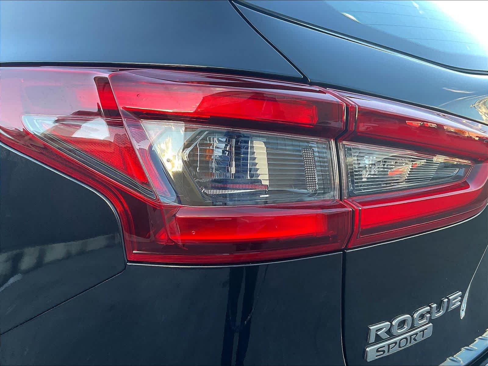 2020 Nissan Rogue Sport S - Photo 34