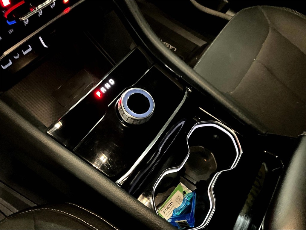 2022 Jeep Grand Cherokee L Laredo - Photo 21