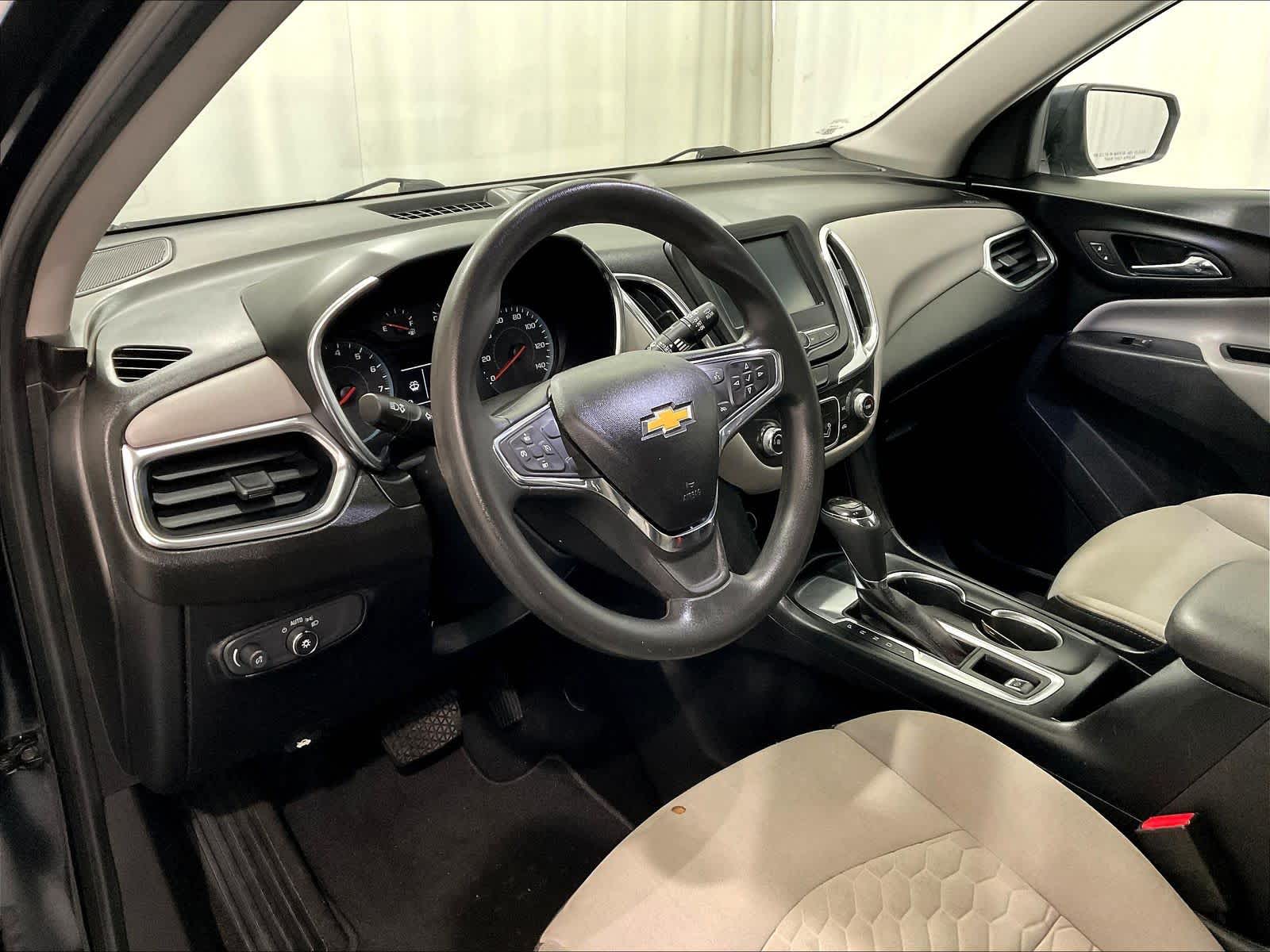 2018 Chevrolet Equinox LS - Photo 8