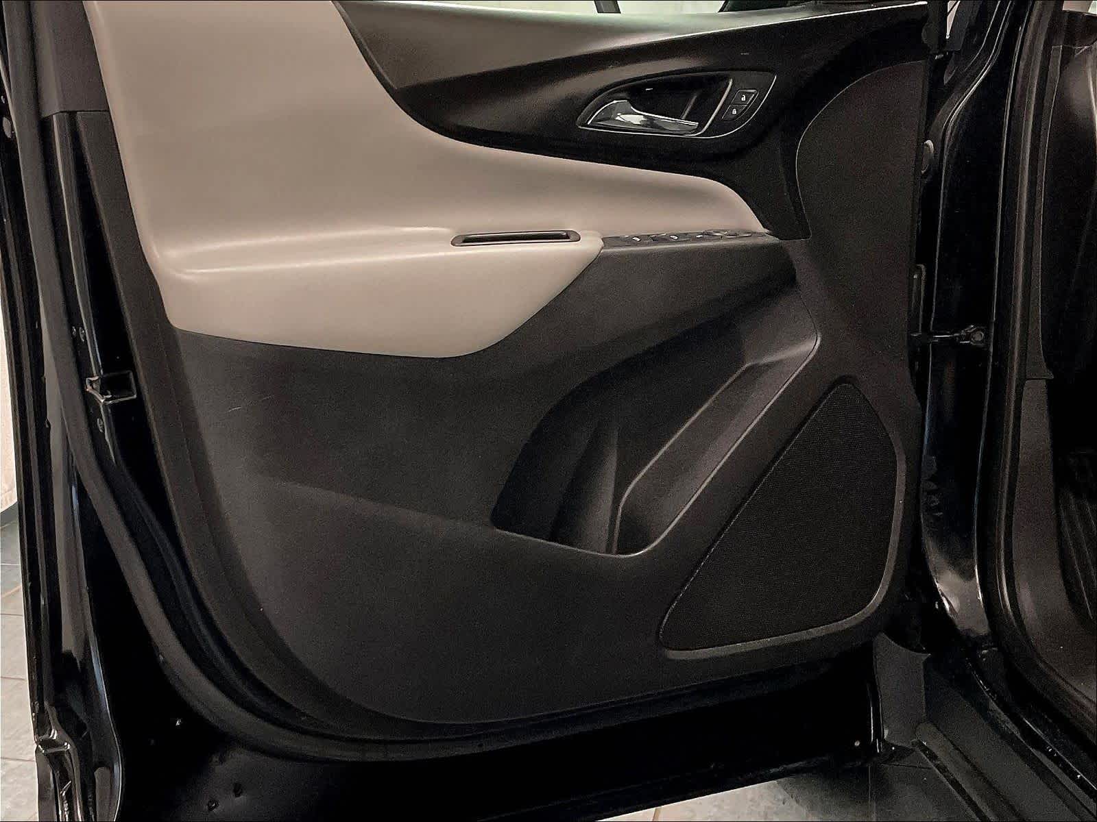 2018 Chevrolet Equinox LS - Photo 9