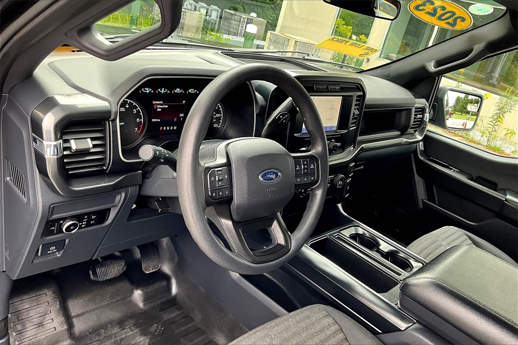 2023 Ford F-150 XL - Photo 8
