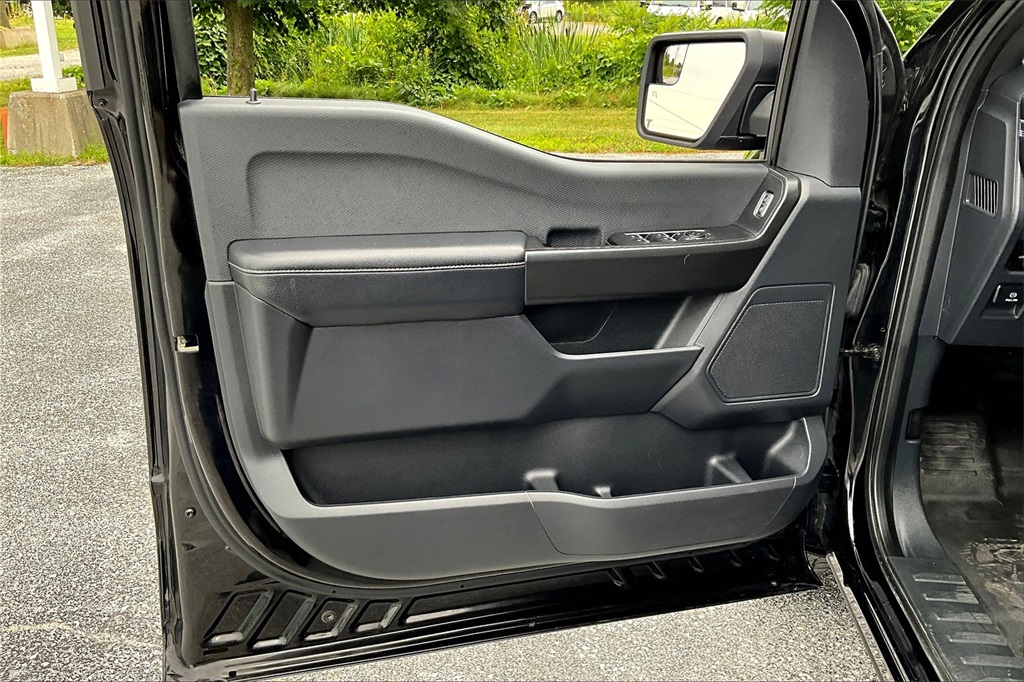 2023 Ford F-150 XL - Photo 9