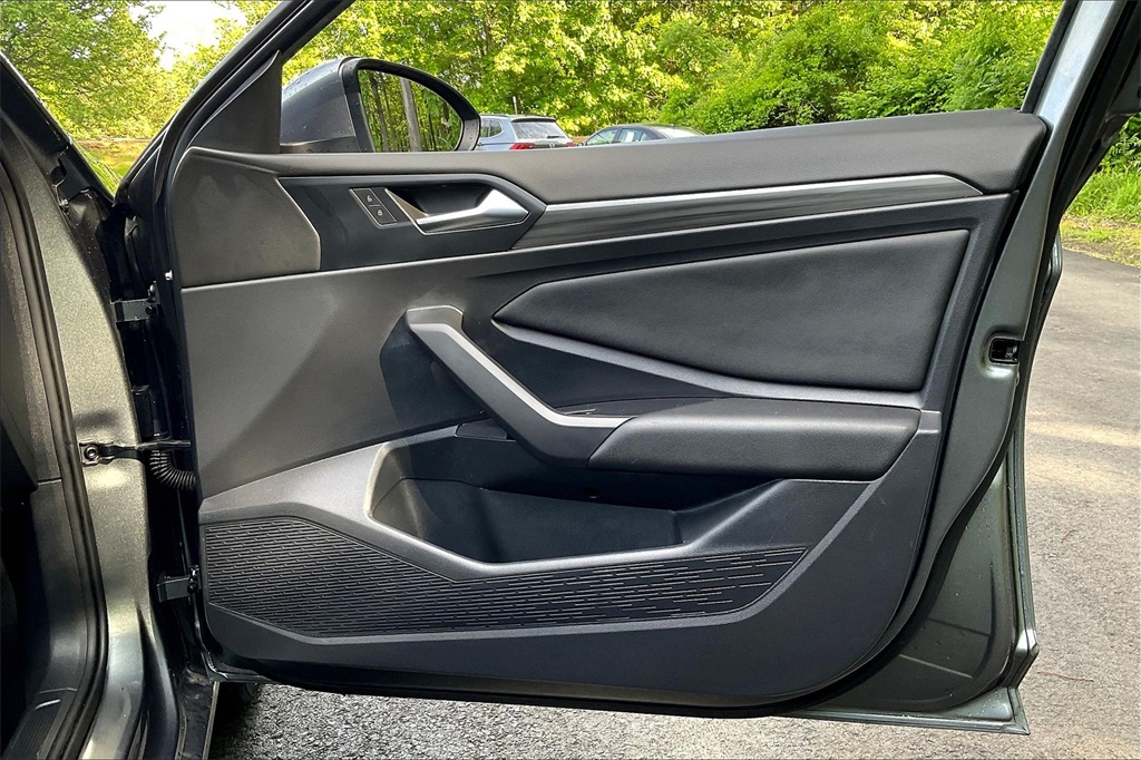2019 Volkswagen Jetta SEL - Photo 25