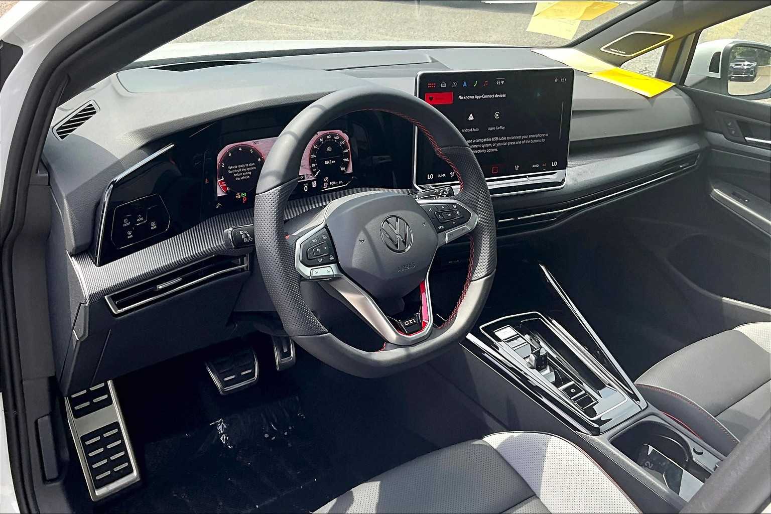 2025 Volkswagen Golf GTI Autobahn - Photo 9