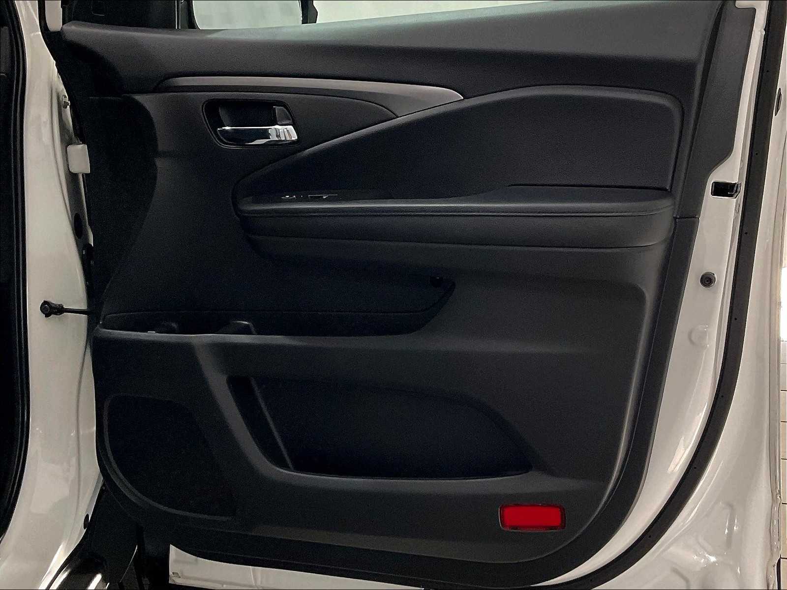 2022 Honda Pilot Sport - Photo 12