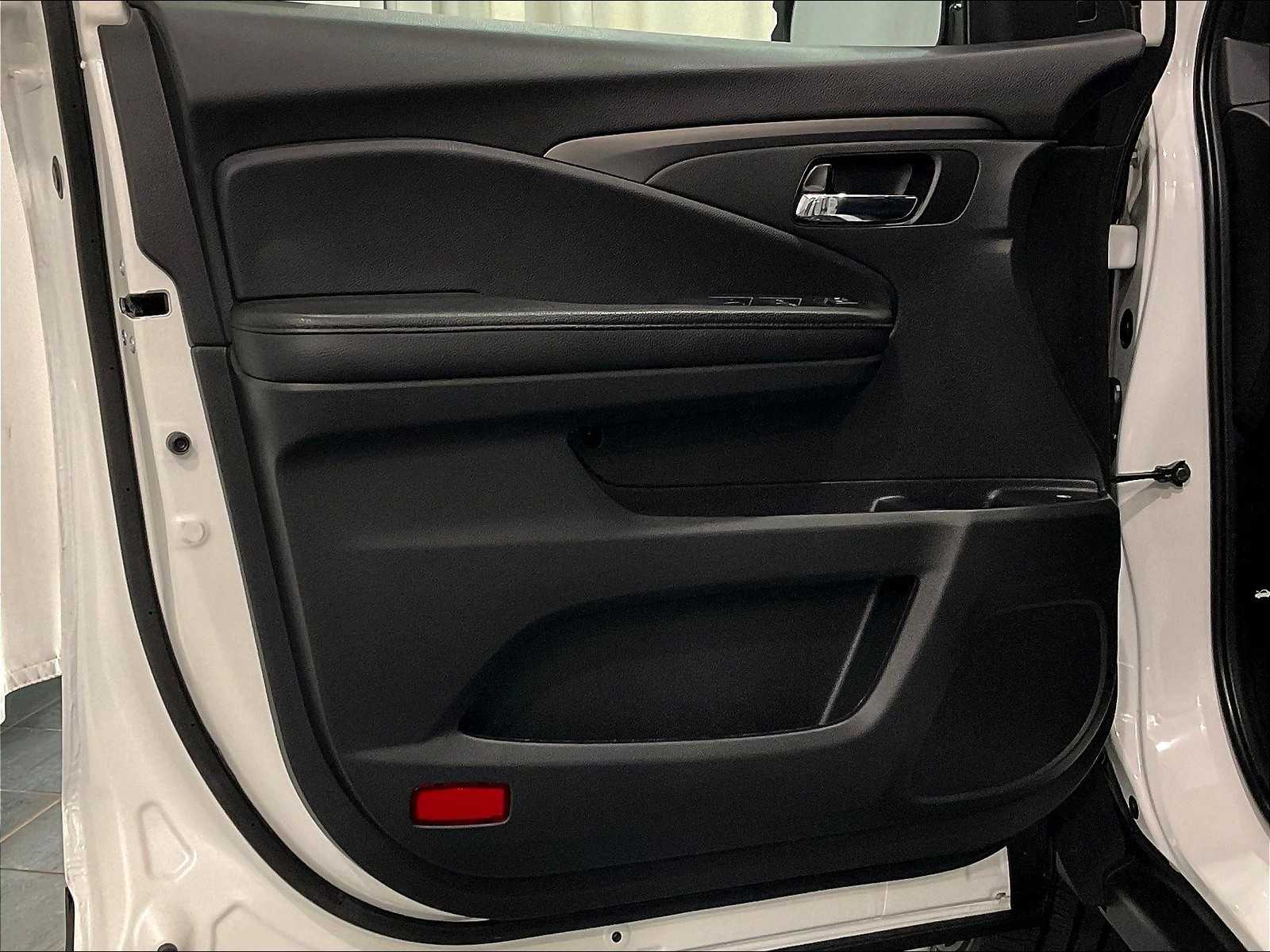 2022 Honda Pilot Sport - Photo 9