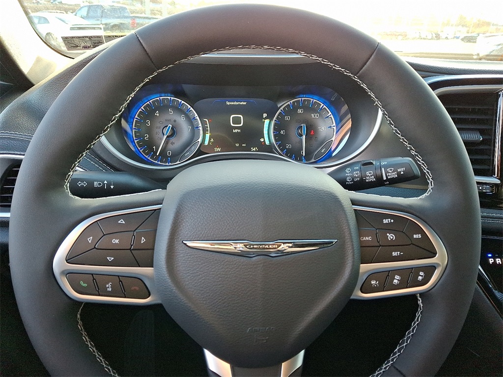 2026 Chrysler Pacifica Select - Photo 15