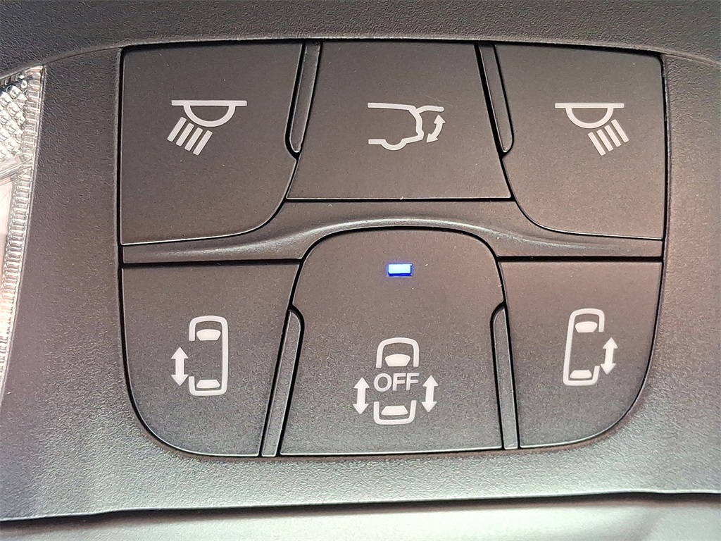 2026 Chrysler Pacifica Select - Photo 17