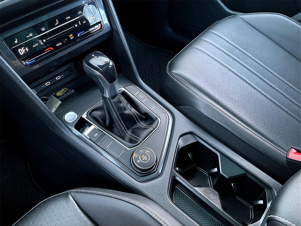 2022 Volkswagen Tiguan 2.0T SE - Photo 19