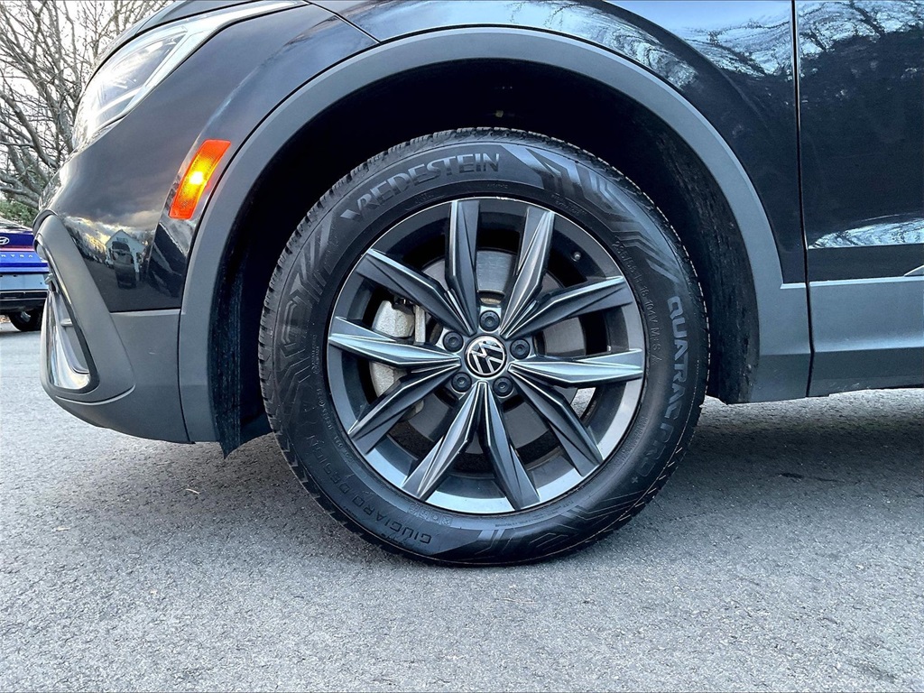 2022 Volkswagen Tiguan 2.0T SE - Photo 21