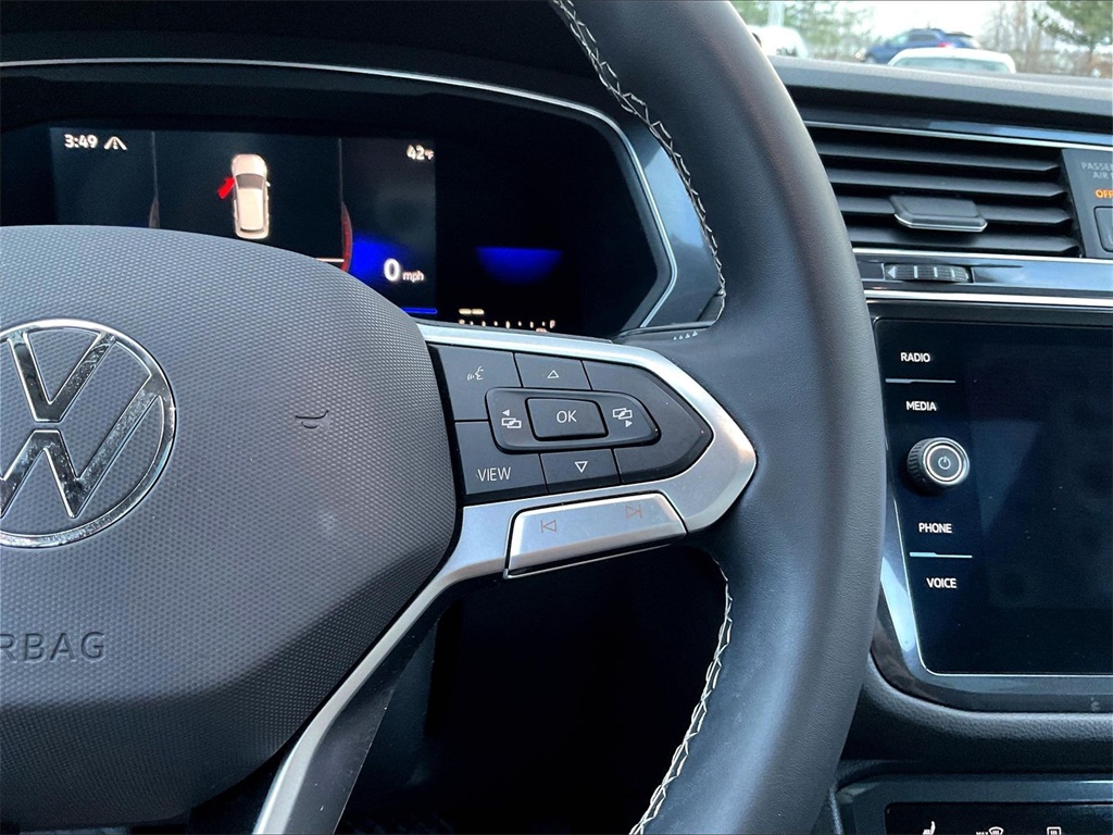 2022 Volkswagen Tiguan 2.0T SE - Photo 23