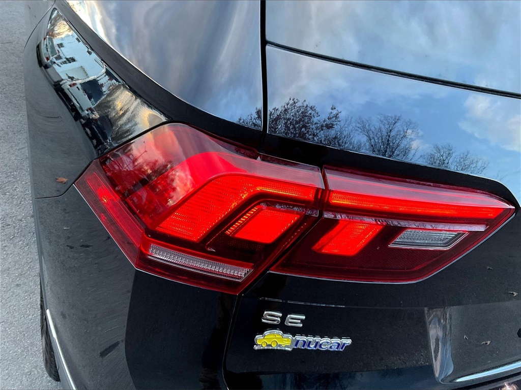 2022 Volkswagen Tiguan 2.0T SE - Photo 30