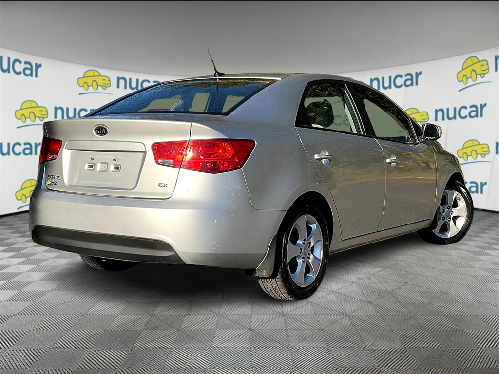2010 Kia Forte EX - Photo 6