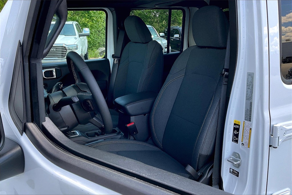 2025 Jeep Gladiator Sport - Photo 11