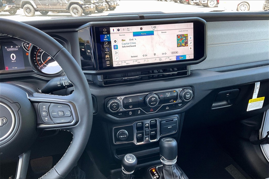 2025 Jeep Gladiator Sport - Photo 13