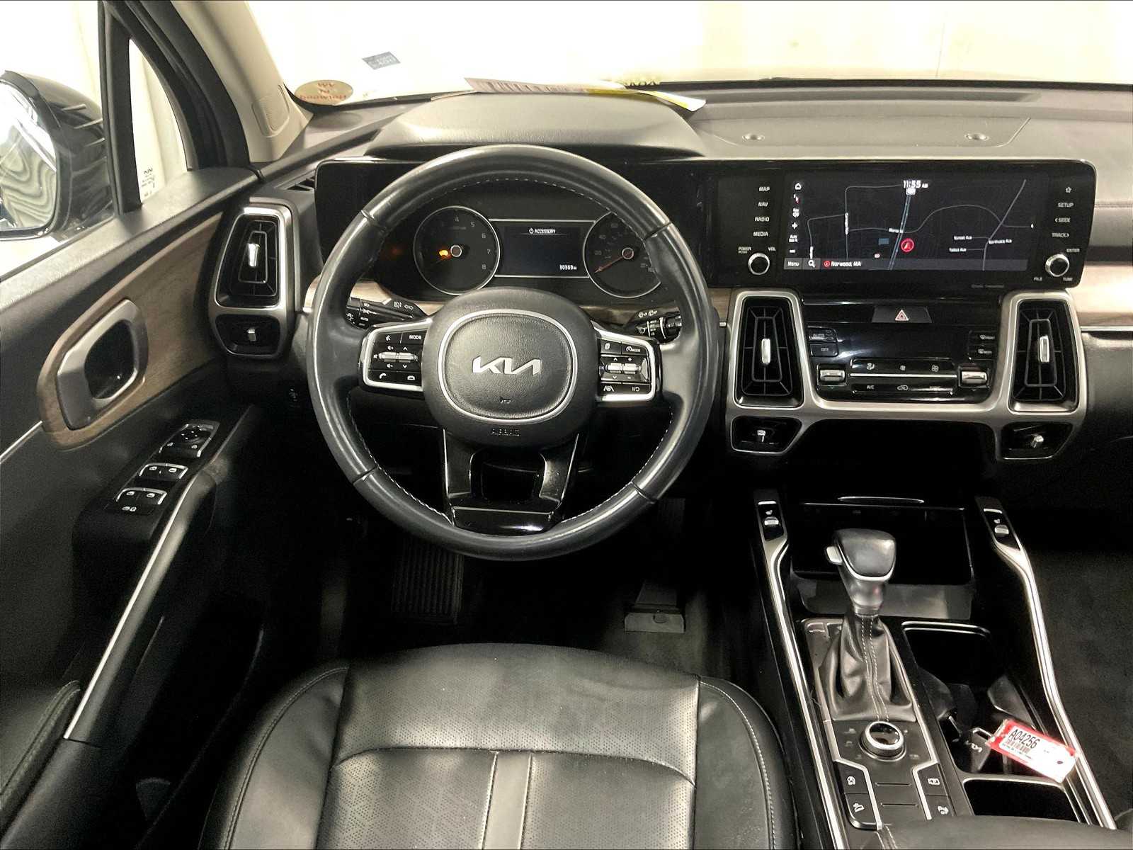 2022 Kia Sorento X-Line S - Photo 17