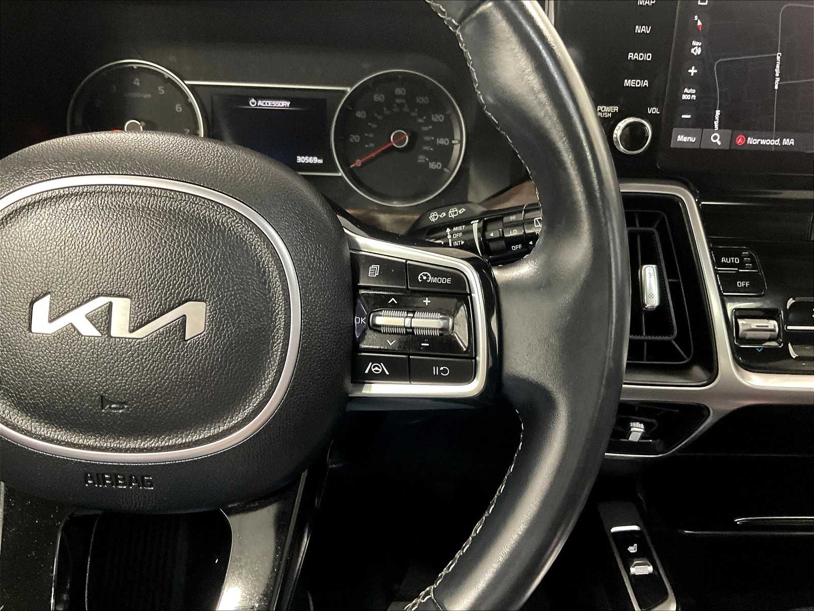 2022 Kia Sorento X-Line S - Photo 24