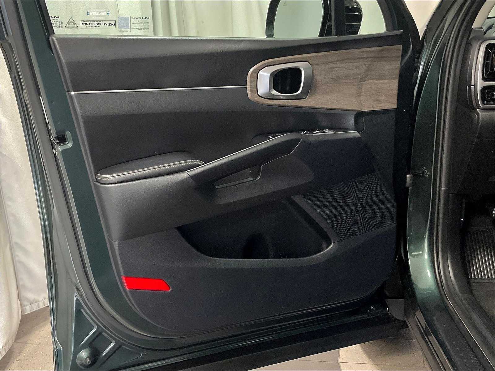 2022 Kia Sorento X-Line S - Photo 9