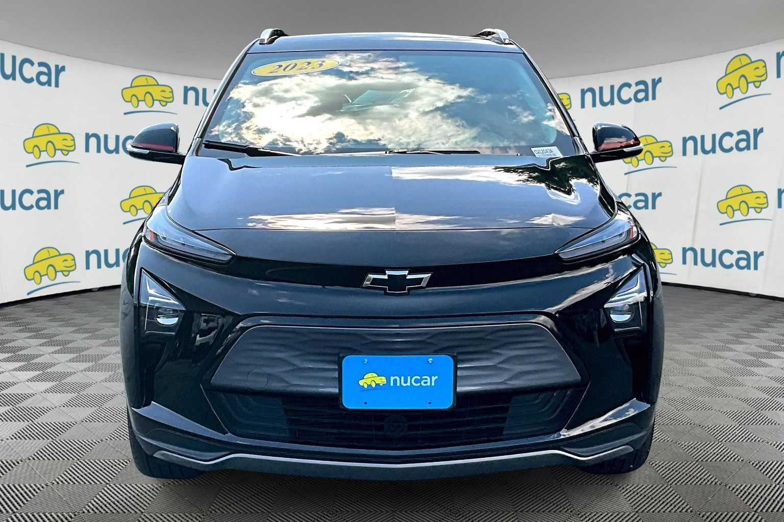 2023 Chevrolet Bolt EUV LT - Photo 2