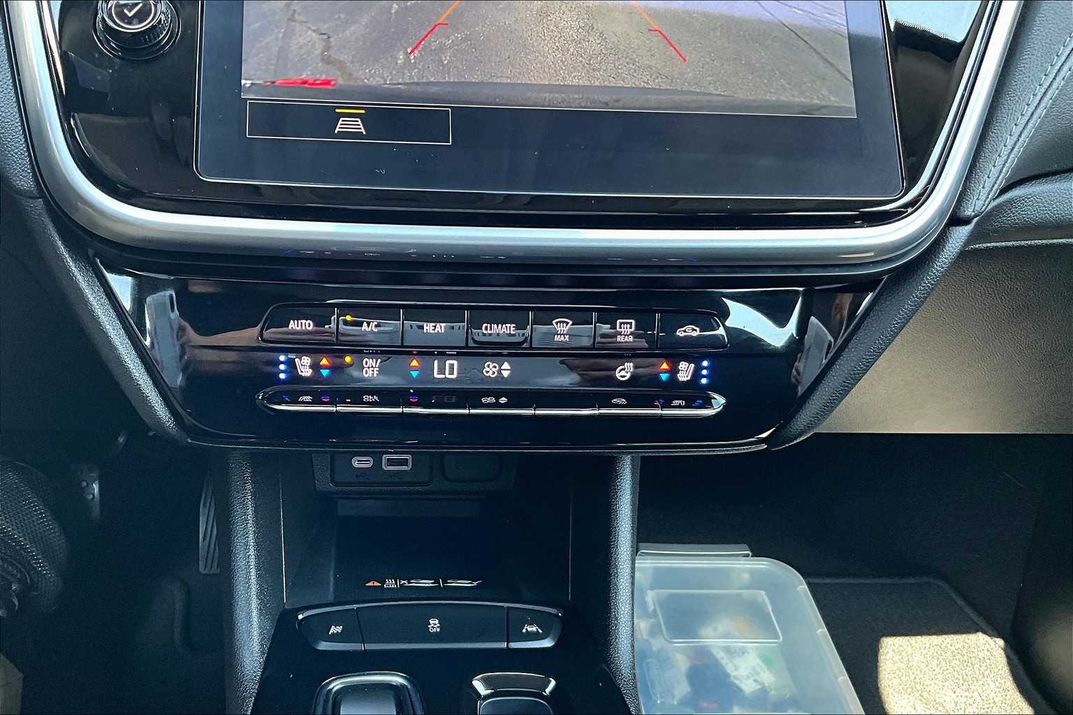 2023 Chevrolet Bolt EUV LT - Photo 26