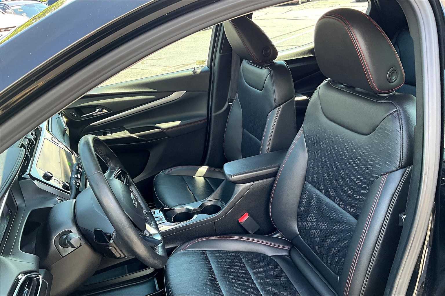 2023 Chevrolet Bolt EUV LT - Photo 10