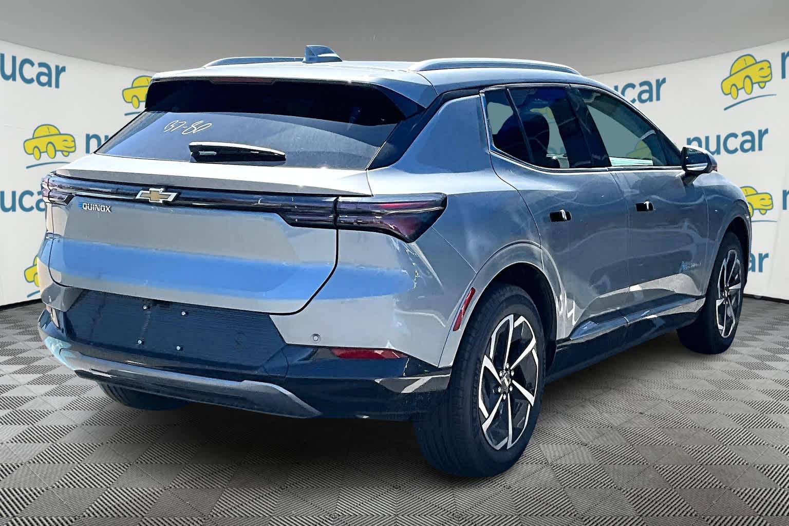 2025 Chevrolet Equinox EV LT2 w/PDE - Photo 7