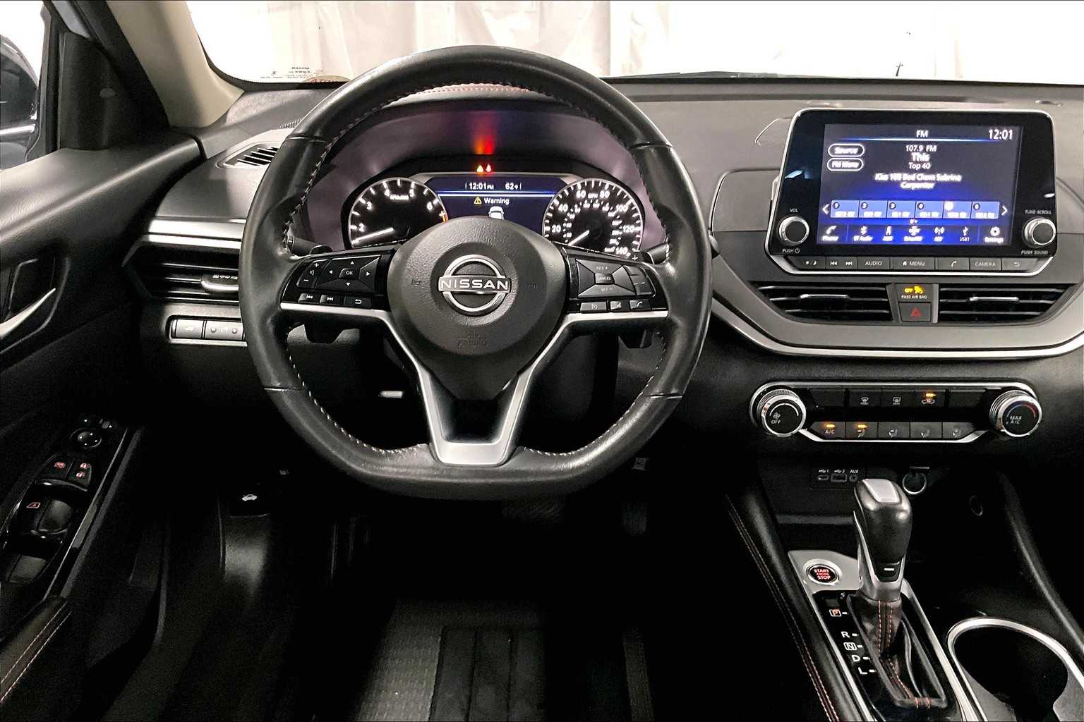 2024 Nissan Altima 2.5 SR - Photo 17