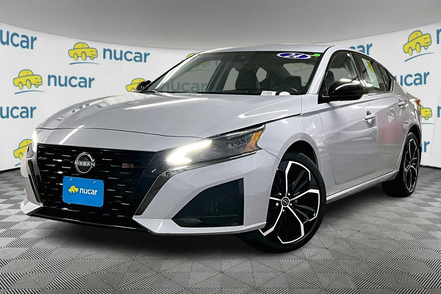 2024 Nissan Altima 2.5 SR - Photo 3