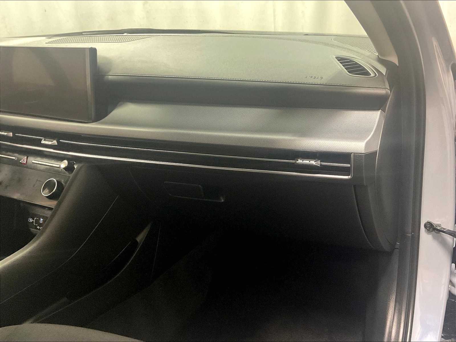 2024 Hyundai Sonata SEL - Photo 13