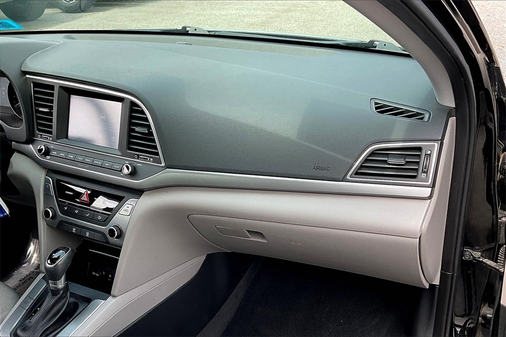 2018 Hyundai Elantra SEL - Photo 12