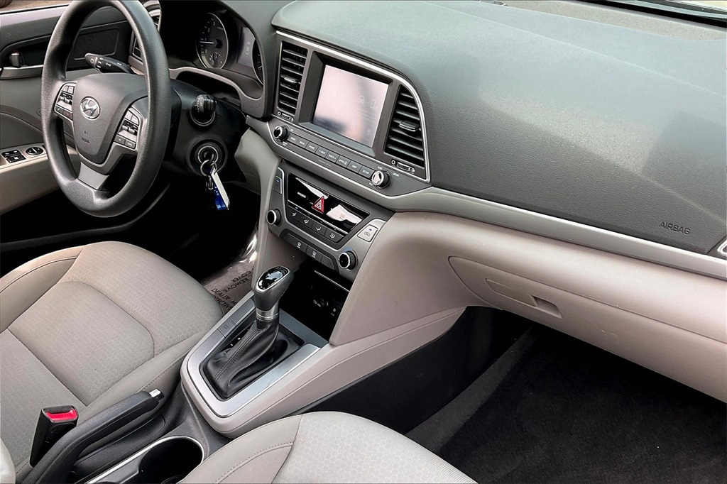 2018 Hyundai Elantra SEL - Photo 13