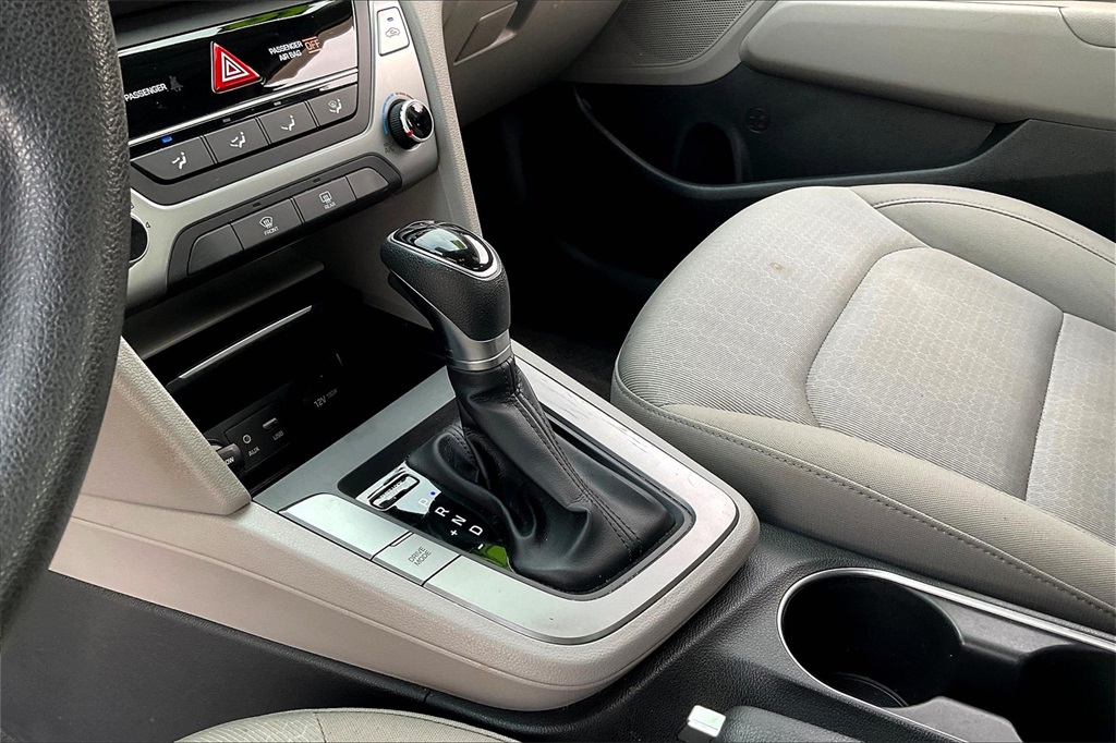 2018 Hyundai Elantra SEL - Photo 19