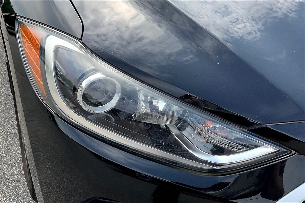 2018 Hyundai Elantra SEL - Photo 28