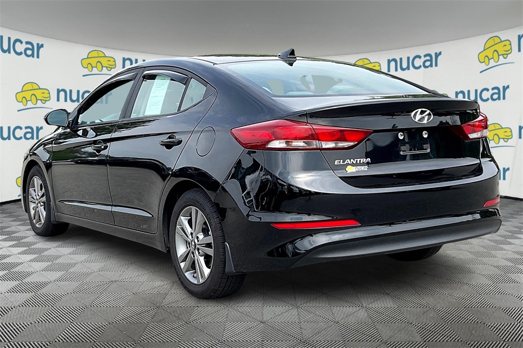 2018 Hyundai Elantra SEL - Photo 4