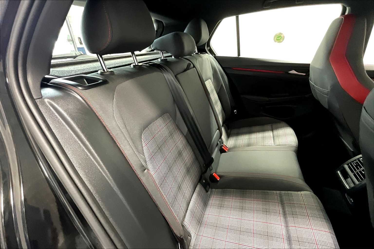 2024 Volkswagen Golf GTI S - Photo 16