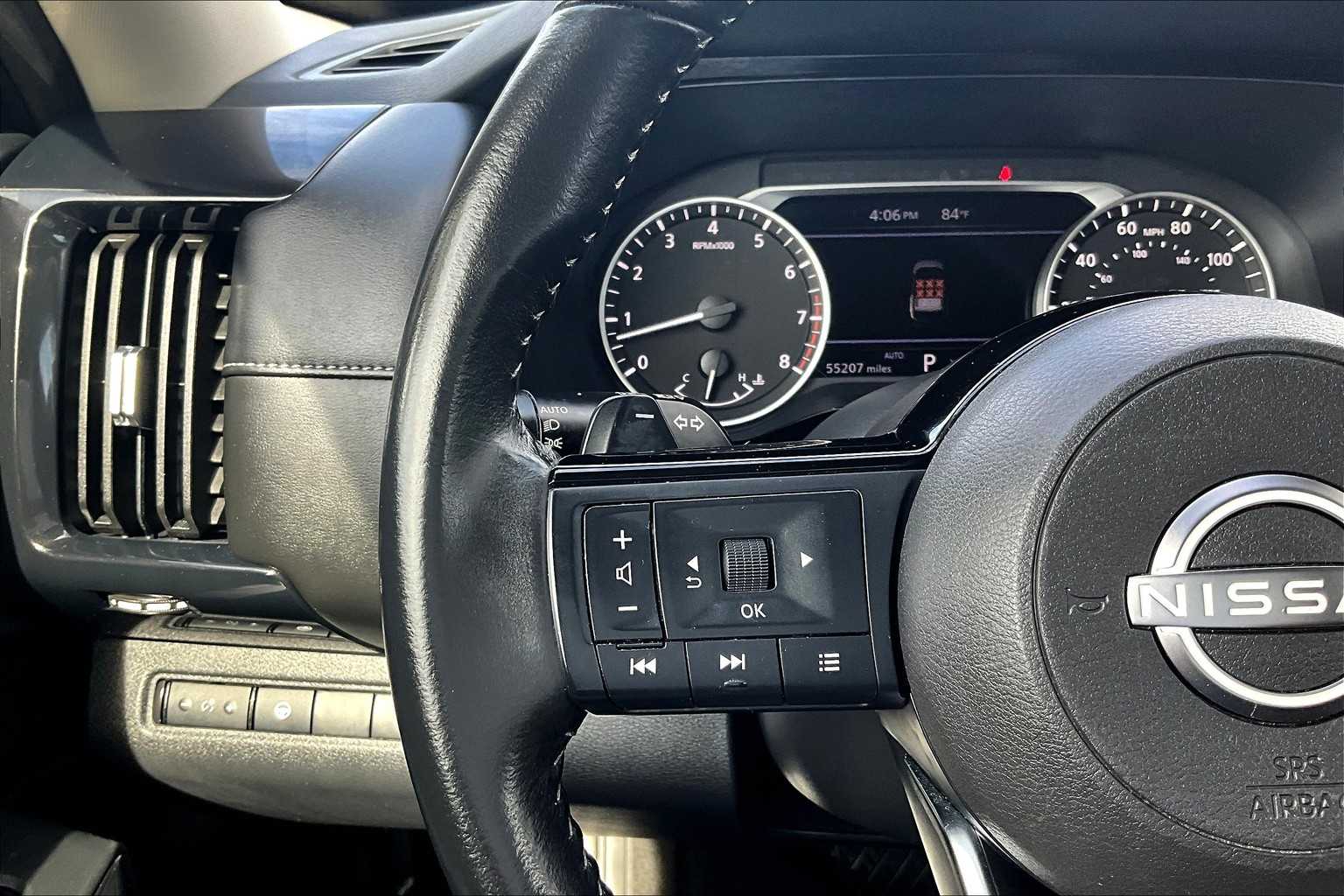 2023 Nissan Pathfinder SV - Photo 23