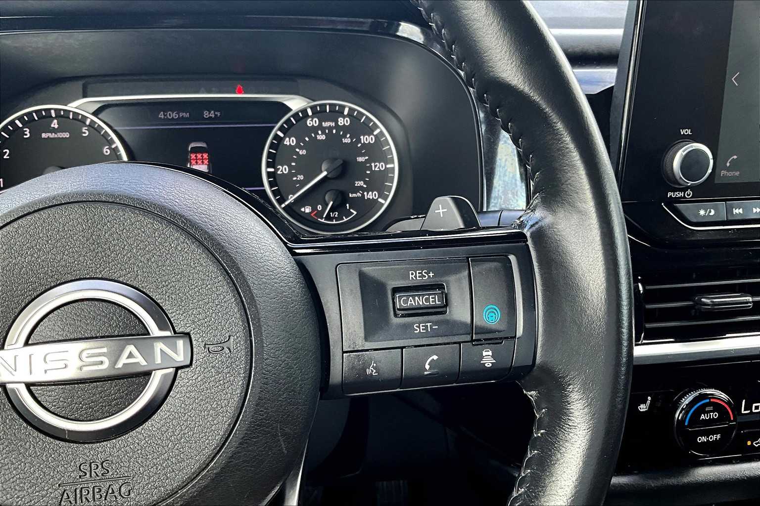 2023 Nissan Pathfinder SV - Photo 24