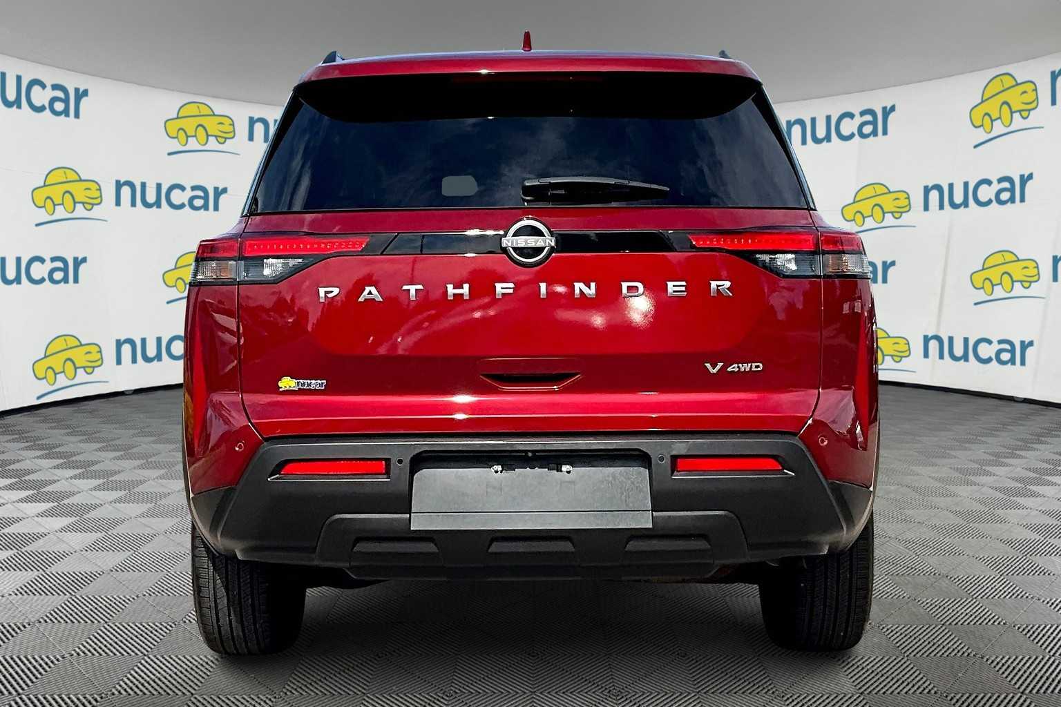 2023 Nissan Pathfinder SV - Photo 5