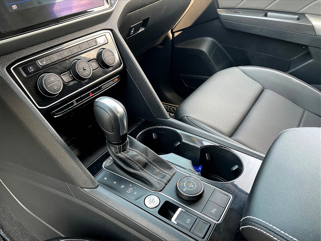 2022 Volkswagen Atlas 3.6L V6 SE w/Technology - Photo 20
