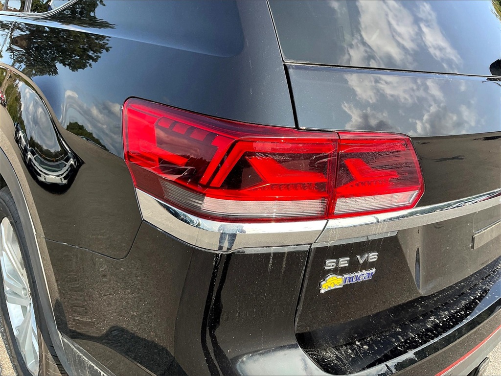 2022 Volkswagen Atlas 3.6L V6 SE w/Technology - Photo 31
