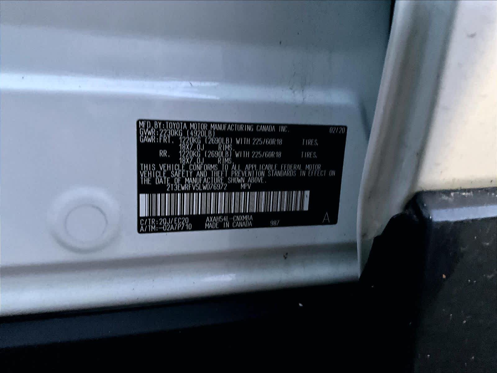 2020 Toyota RAV4 Hybrid XSE - Photo 6