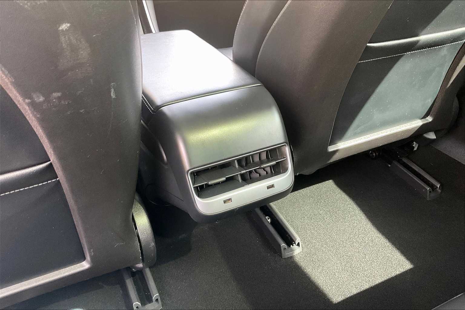 2018 Tesla Model 3 Long Range Battery - Photo 27