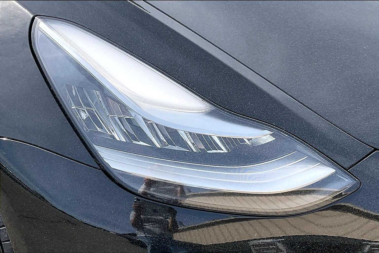 2018 Tesla Model 3 Long Range Battery - Photo 32