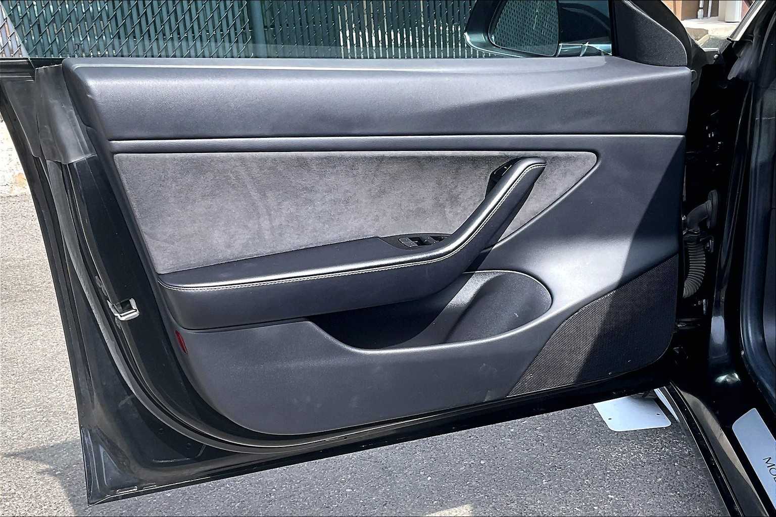 2018 Tesla Model 3 Long Range Battery - Photo 9