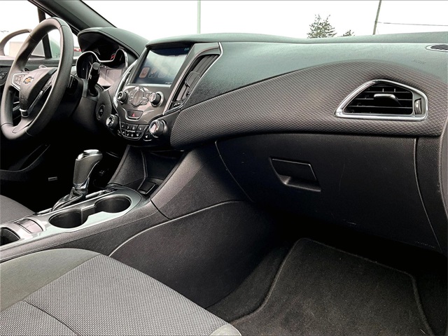 2017 Chevrolet Cruze LT - Photo 13